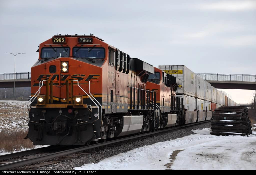 Intermodal rolls west